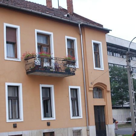 Regiposta Apartman Apartment Miskolc Exterior photo